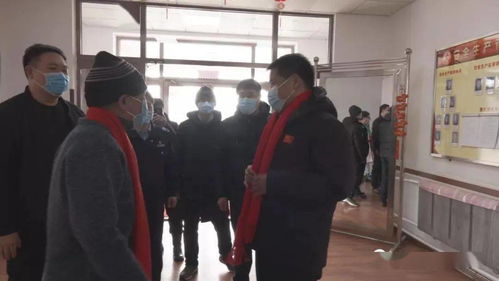 臧著強市長除夕看望慰問福利院 救助站老人