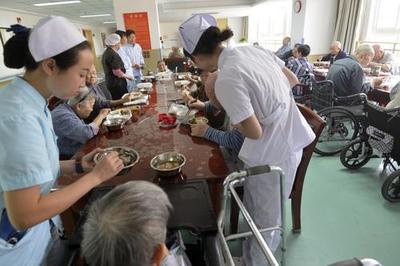 圖說武漢丨錯峰出行,提前返程